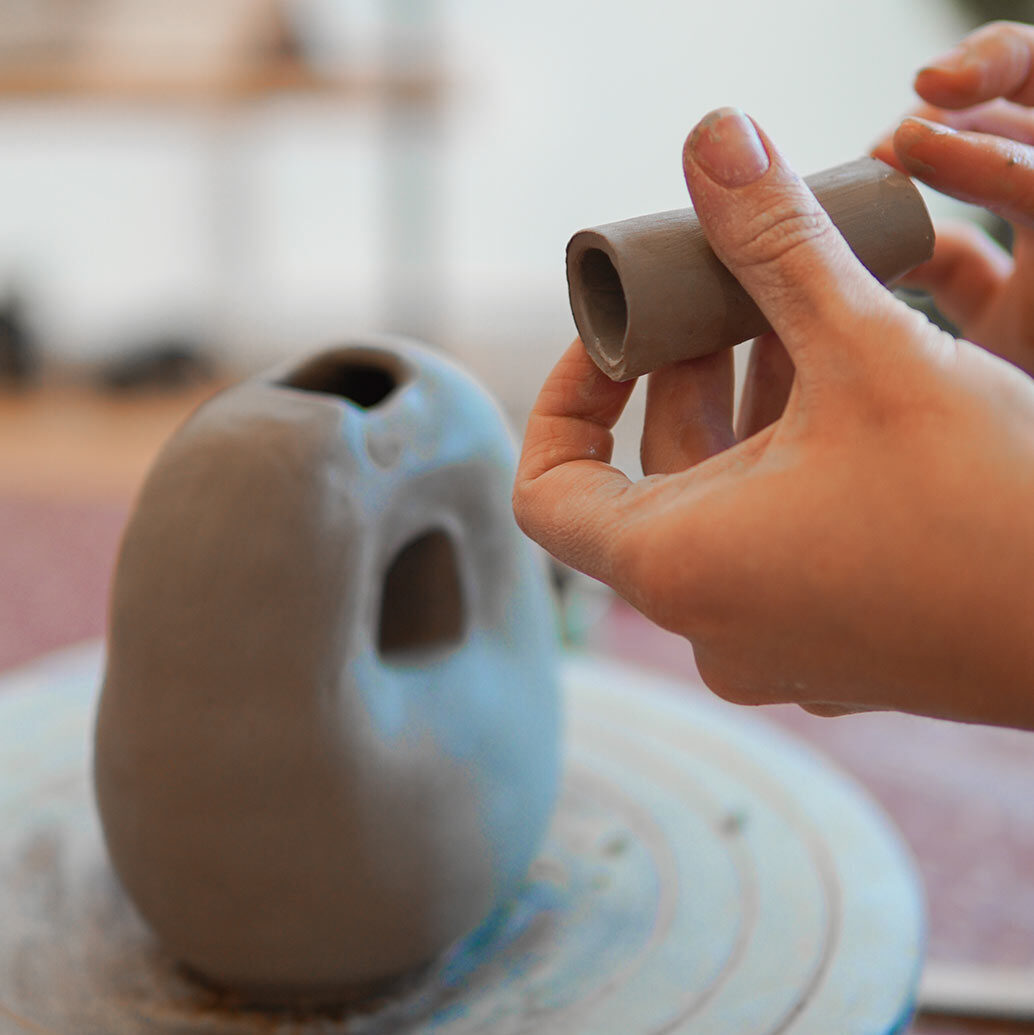 EVK01242 One-off Pottery Workshop - Image 1